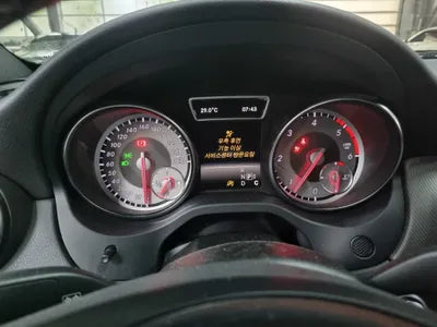 2015 Mercedes-Benz CLA 200 VIN: