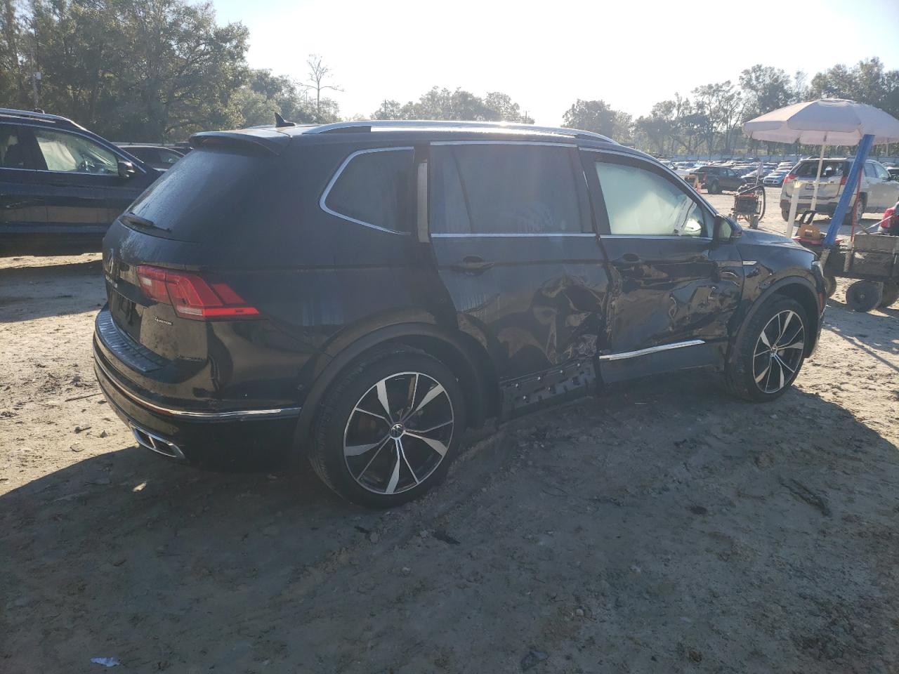 2022 VOLKSWAGEN TIGUAN SEL R-LINE VIN:3VV4B7AX1NM141617