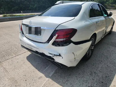 2017 Mercedes-Benz E 300 VIN: