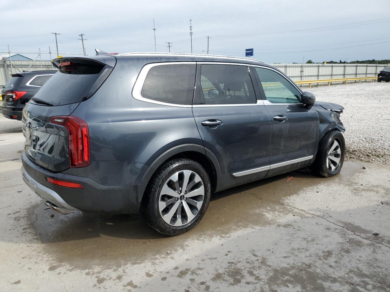 2022 KIA TELLURIDE S VIN:5XYP6DHC8NG206669