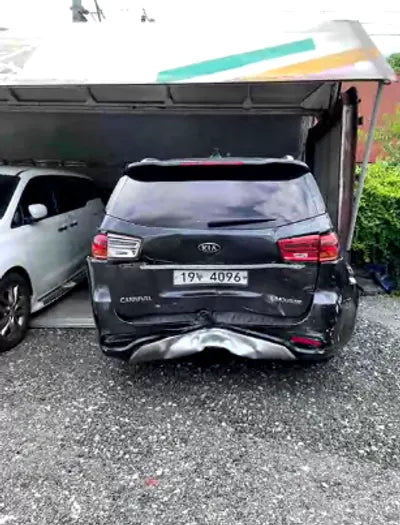 2019 Kia Carnival KNAMB81ABKS470604 VIN:KNAMB81ABKS470604