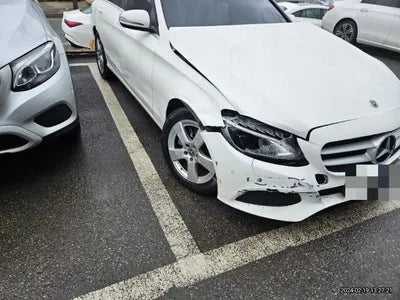 2017 Mercedes-Benz C 200 VIN: