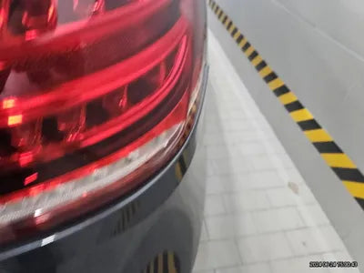 2016 Mercedes-Benz E 220 VIN: