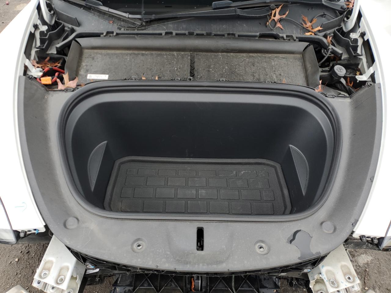 2022 TESLA MODEL Y  VIN:7SAYGDEE7NA018739