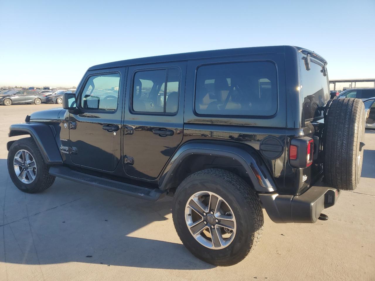 2022 JEEP WRANGLER UNLIMITED SAHARA VIN:1C4HJXEG9NW191002