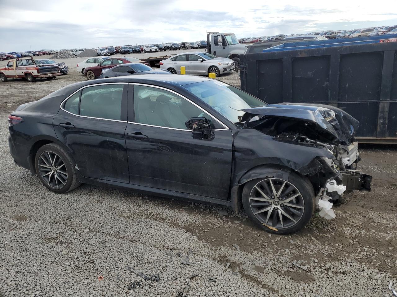 2022 TOYOTA CAMRY XLE VIN:4T1F31AK4NU582512
