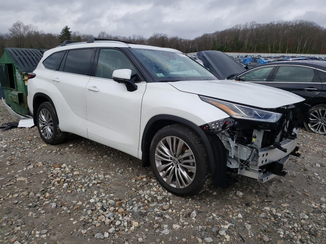 2024 TOYOTA HIGHLANDER LE VIN:5TDKDRBH4RS570551
