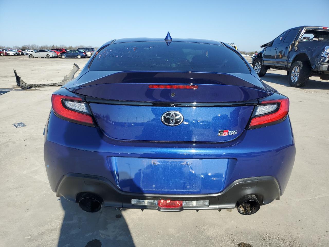 2023 TOYOTA GR 86 PREMIUM VIN:JF1ZNBE15P9750091