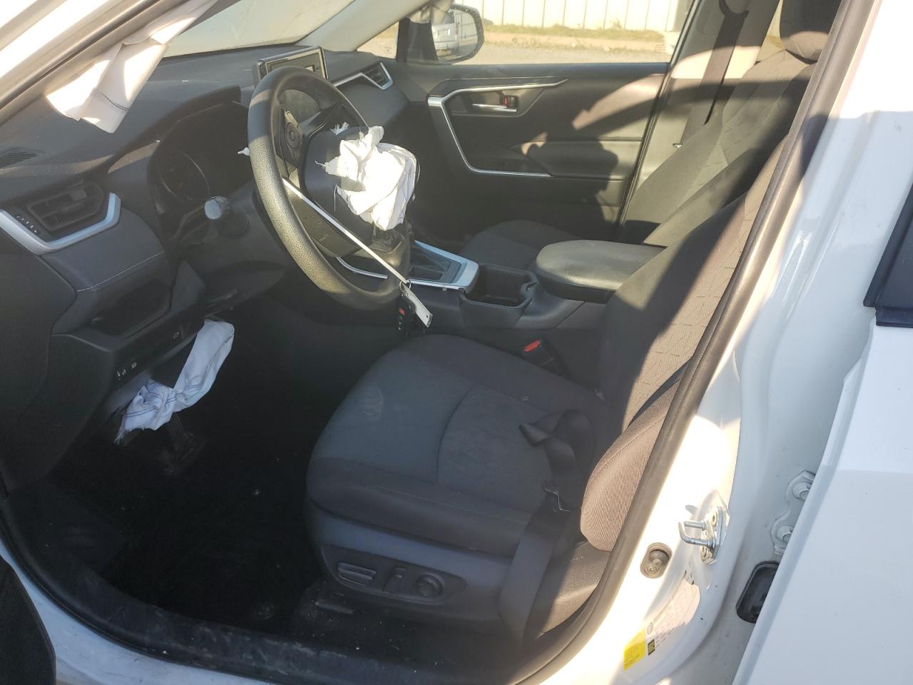 2022 TOYOTA RAV4 XLE VIN:2T3W1RFV7NW204960