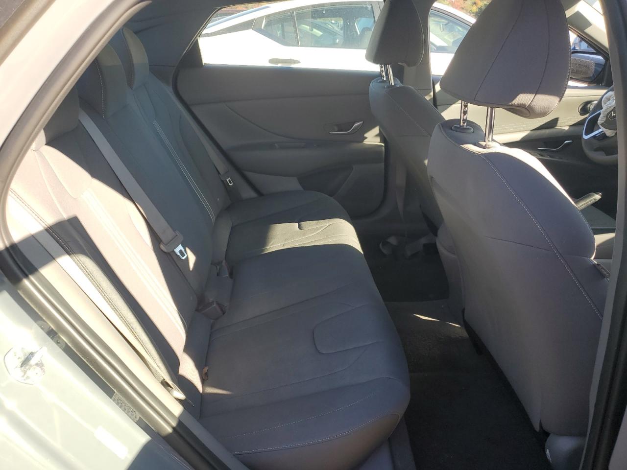 2022 HYUNDAI ELANTRA SEL VIN:KMHLM4AG2NU358099
