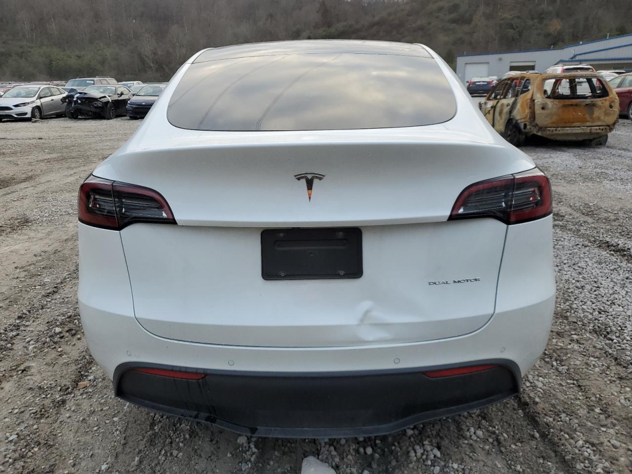 2022 TESLA MODEL Y  VIN:7SAYGAEE3NF467627
