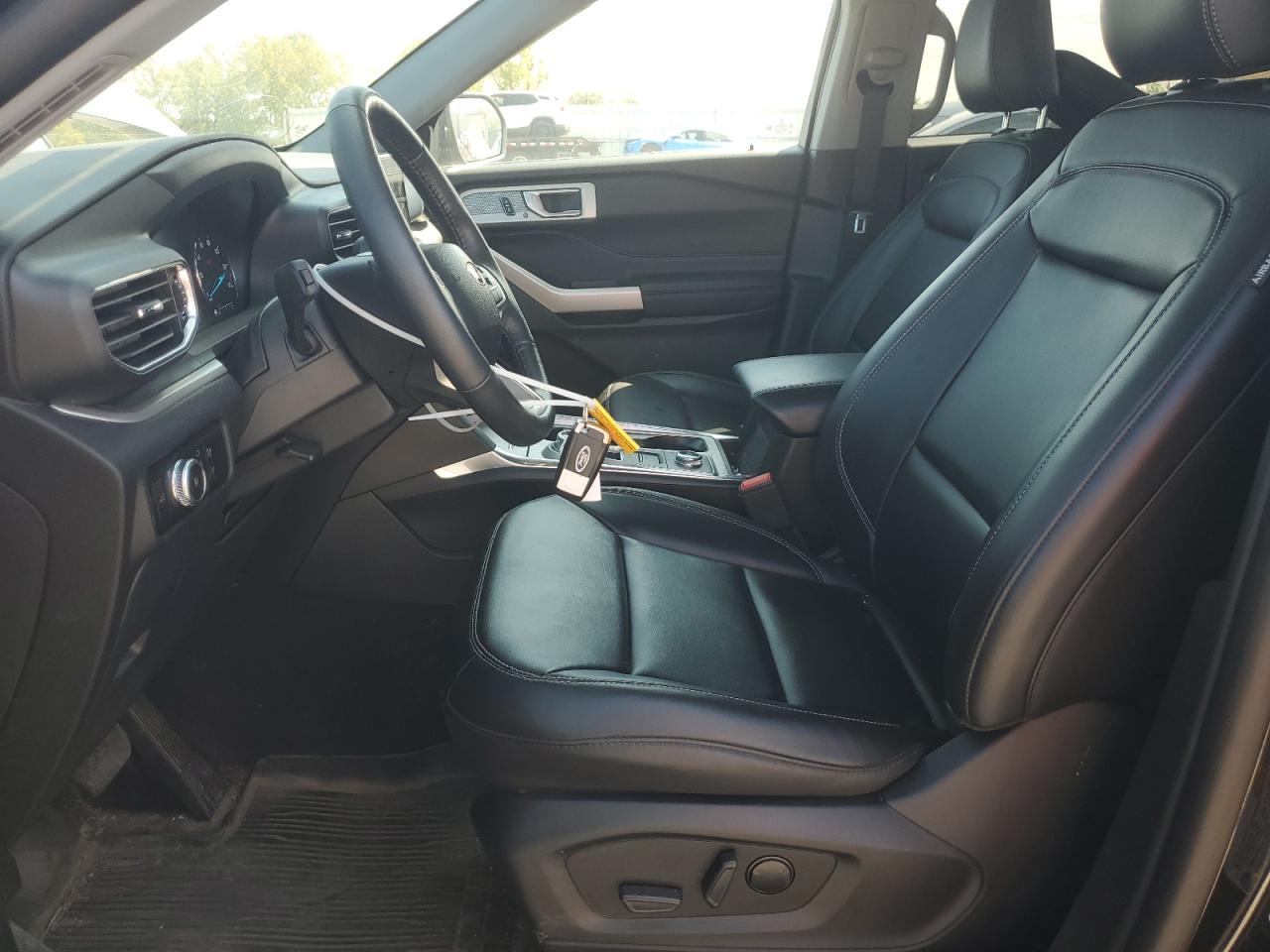 2022 FORD EXPLORER XLT VIN:1FMSK8DH4NGB87657
