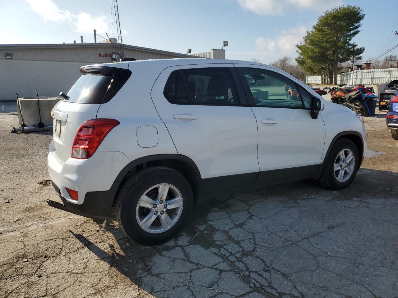 2022 CHEVROLET TRAX LS VIN:KL7CJKSM5NB527675