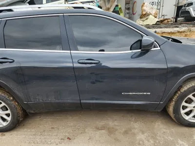 2017 Jeep Cherokee VIN: