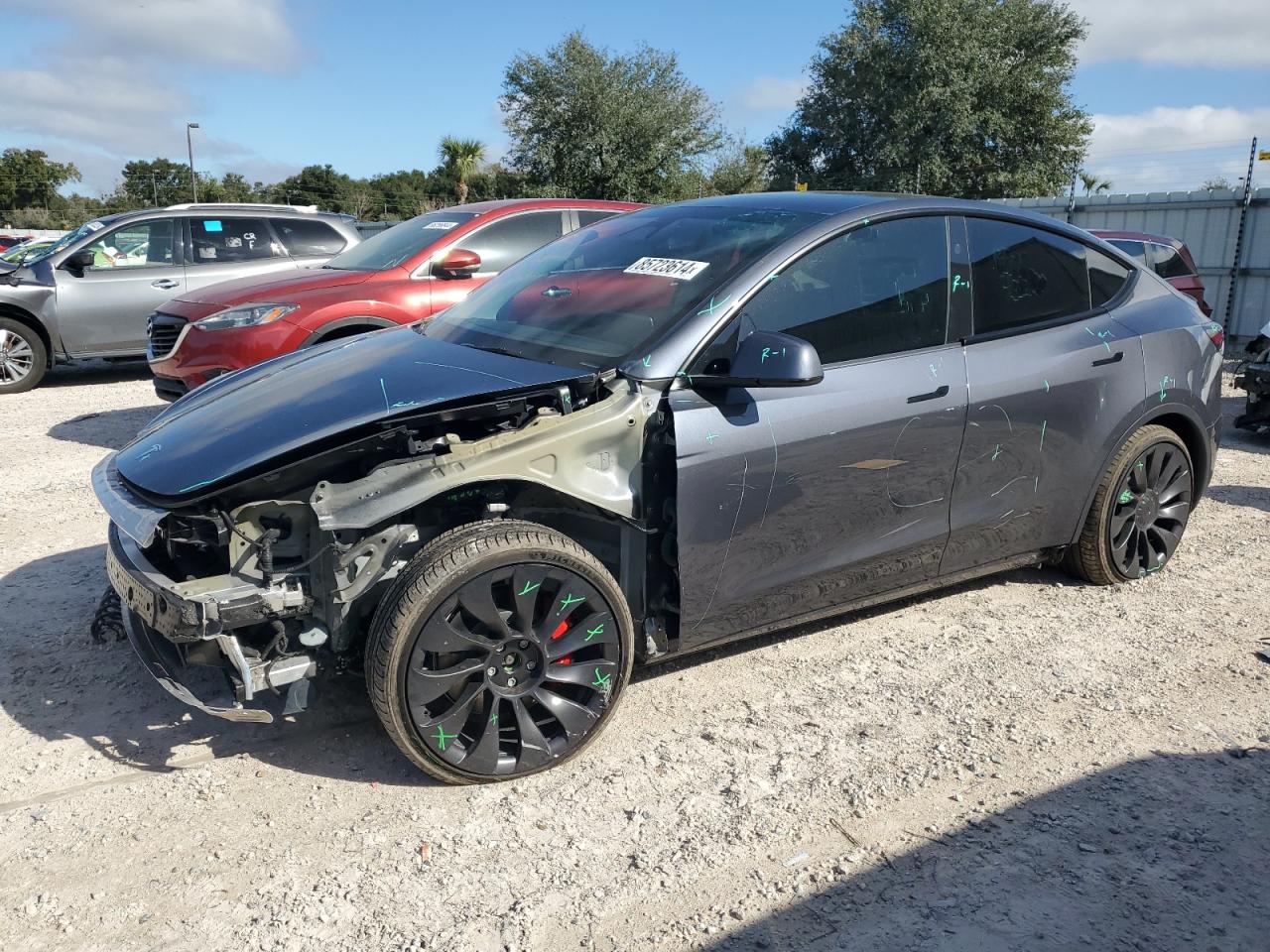 2023 TESLA MODEL Y  VIN:7SAYGDEF3PF906709