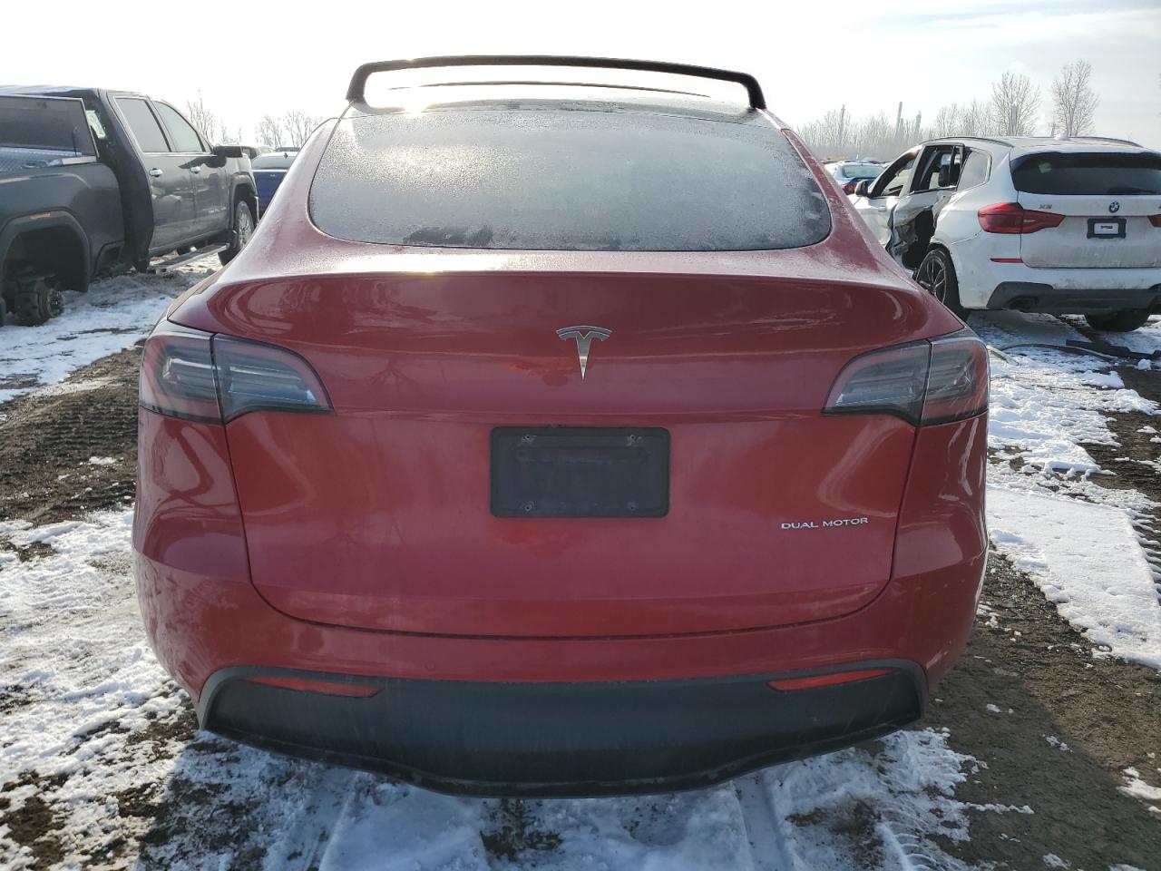 2022 TESLA MODEL Y  VIN:7SAYGDEE1NF458443