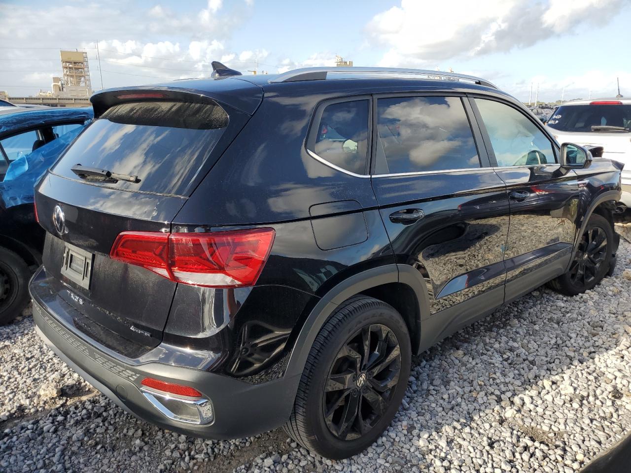 2022 VOLKSWAGEN TAOS SE VIN:3VVWX7B21NM069153