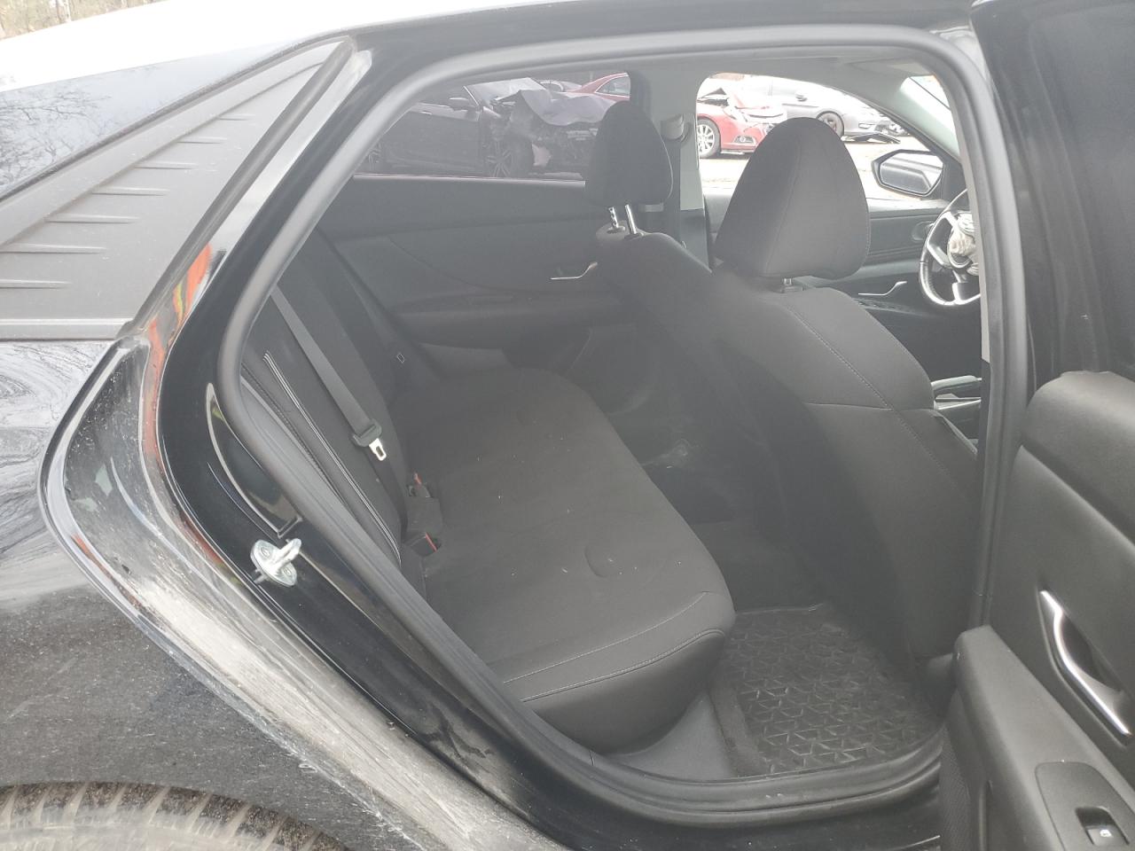 2022 HYUNDAI ELANTRA SEL VIN:KMHLM4AG2NU256785