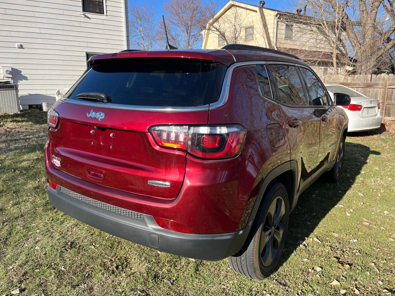 2022 JEEP COMPASS LATITUDE LUX VIN:3C4NJDFBXNT129442