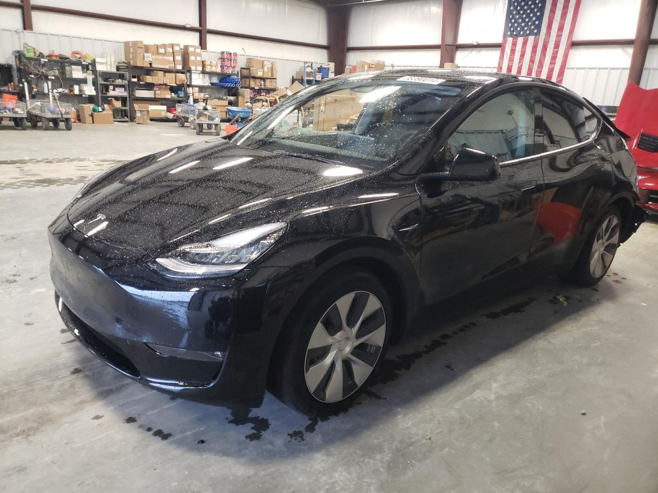 2022 TESLA MODEL Y  VIN:7SAYGAEE1NF366859