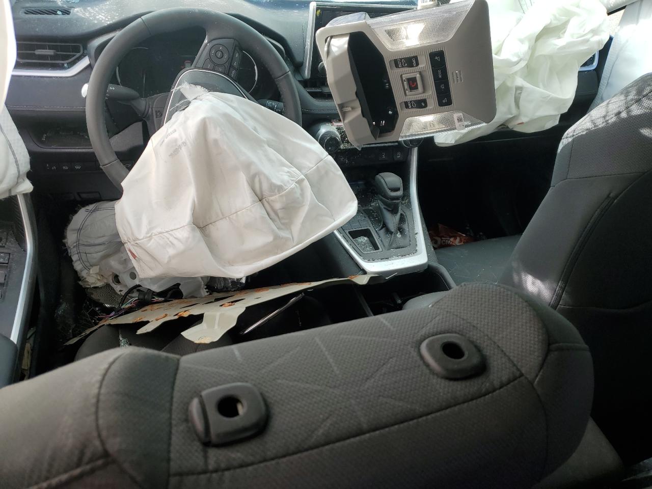 2024 TOYOTA RAV4 XLE VIN:2T3W1RFV8RW355781