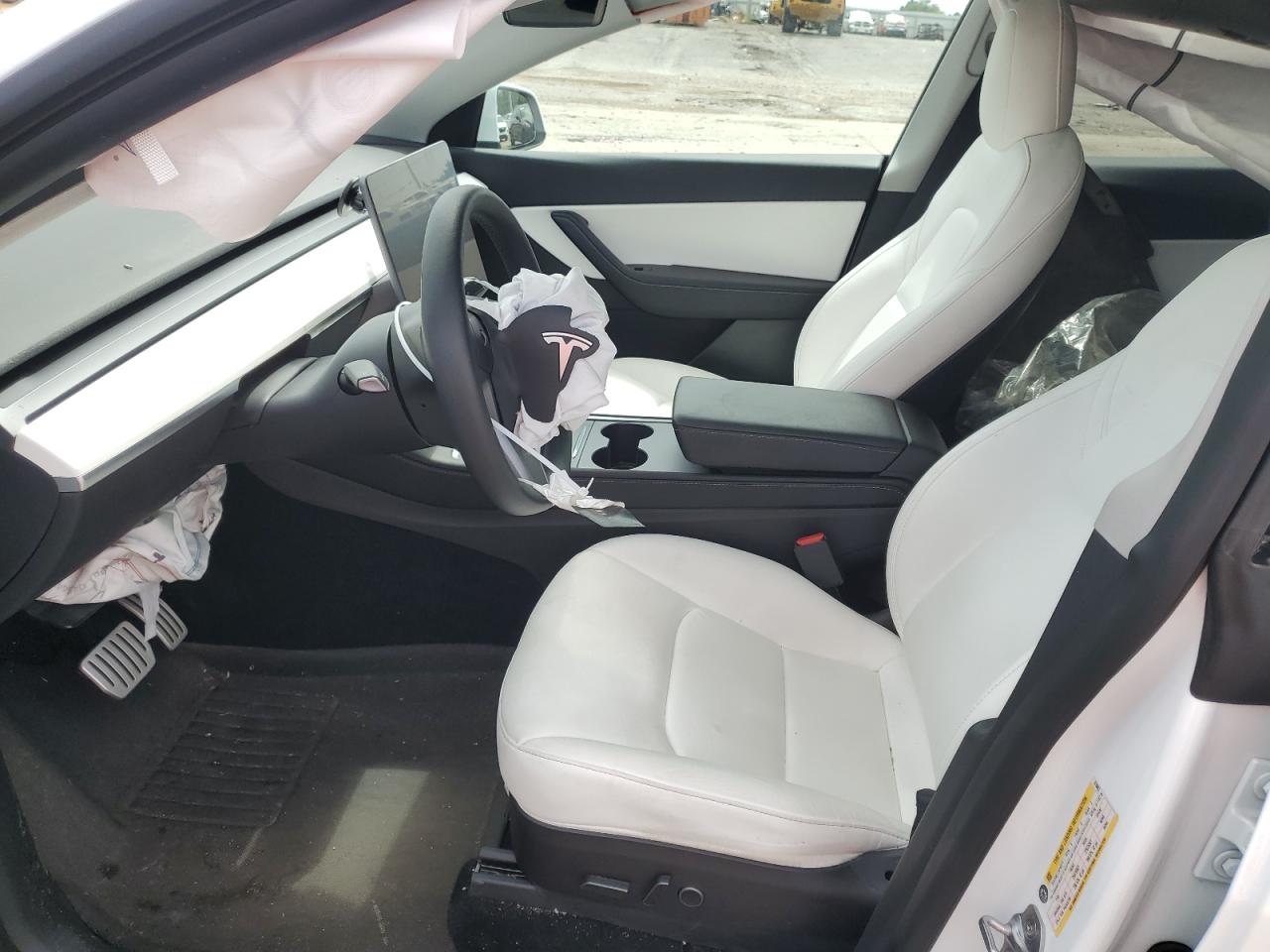 2022 TESLA MODEL Y  VIN:7SAYGDEF8NF373883