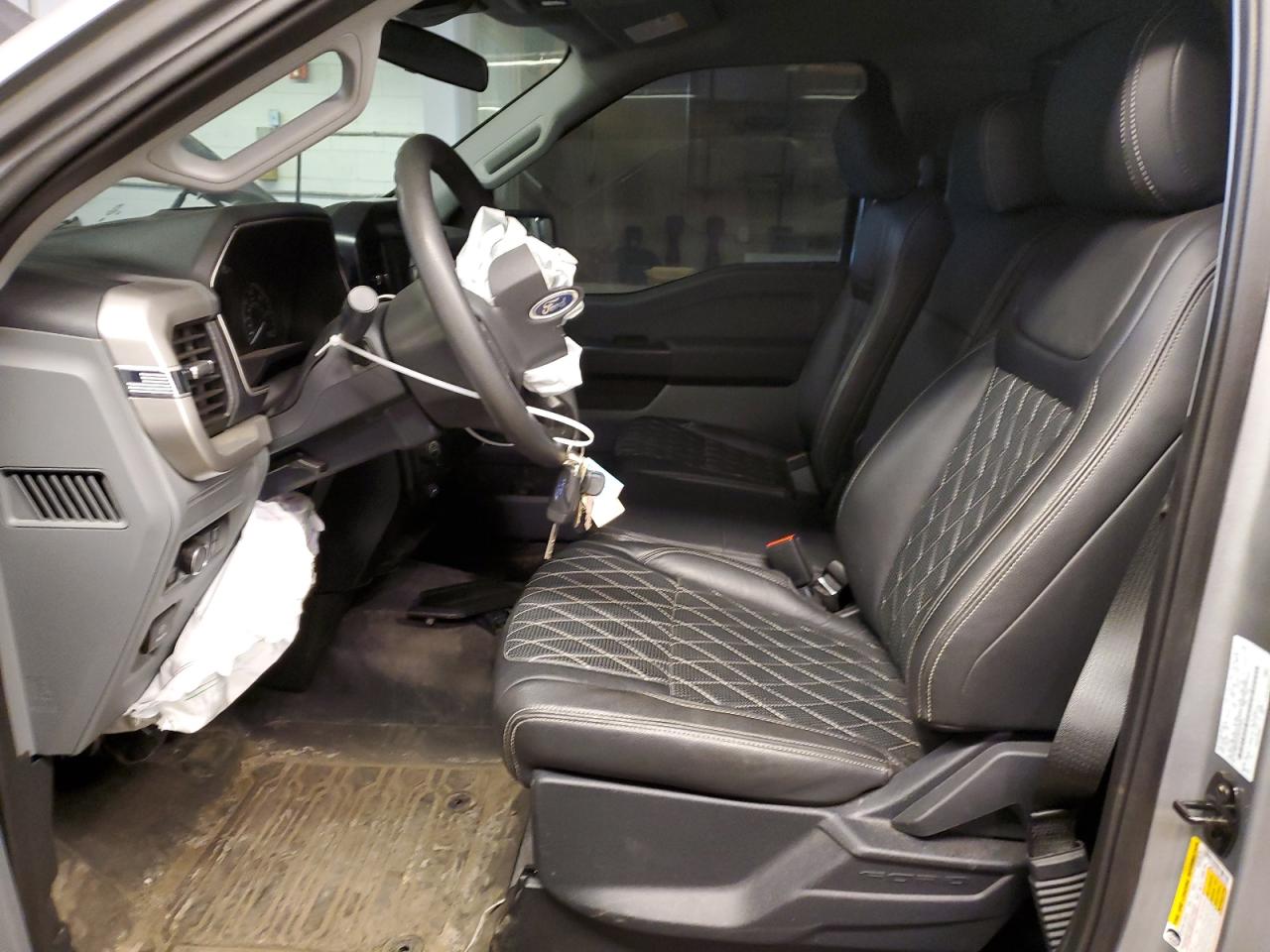 2022 FORD F150  VIN:1FTMF1C51NKF01004