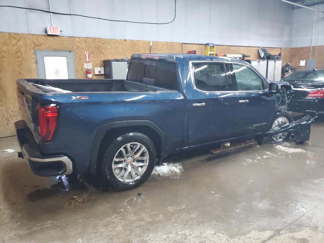 2022 GMC SIERRA LIMITED K1500 SLT VIN:3GTU9DED4NG189216
