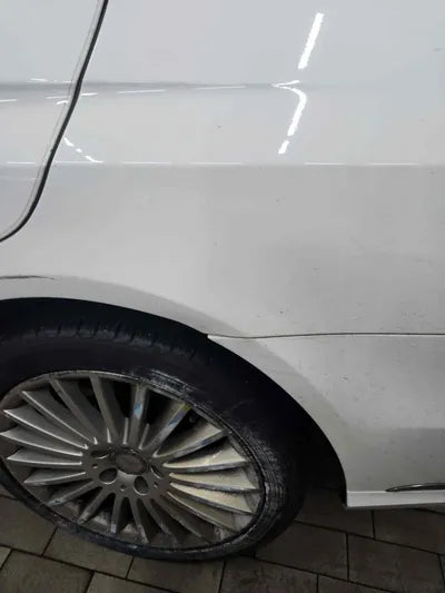 2016 Mercedes-Benz E 300 WDDHF5FB8GB318301 VIN:WDDHF5FB8GB318301