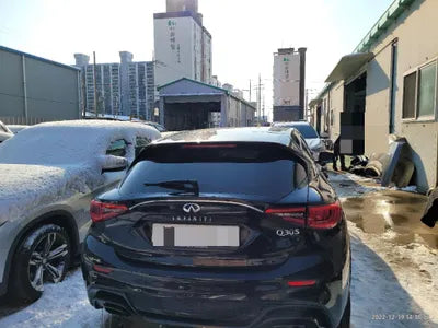 2017 Infiniti Q30 VIN: