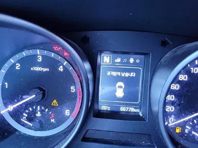 2017 Hyundai Santa FE KMHSU81UBJU820207 VIN:KMHSU81UBJU820207