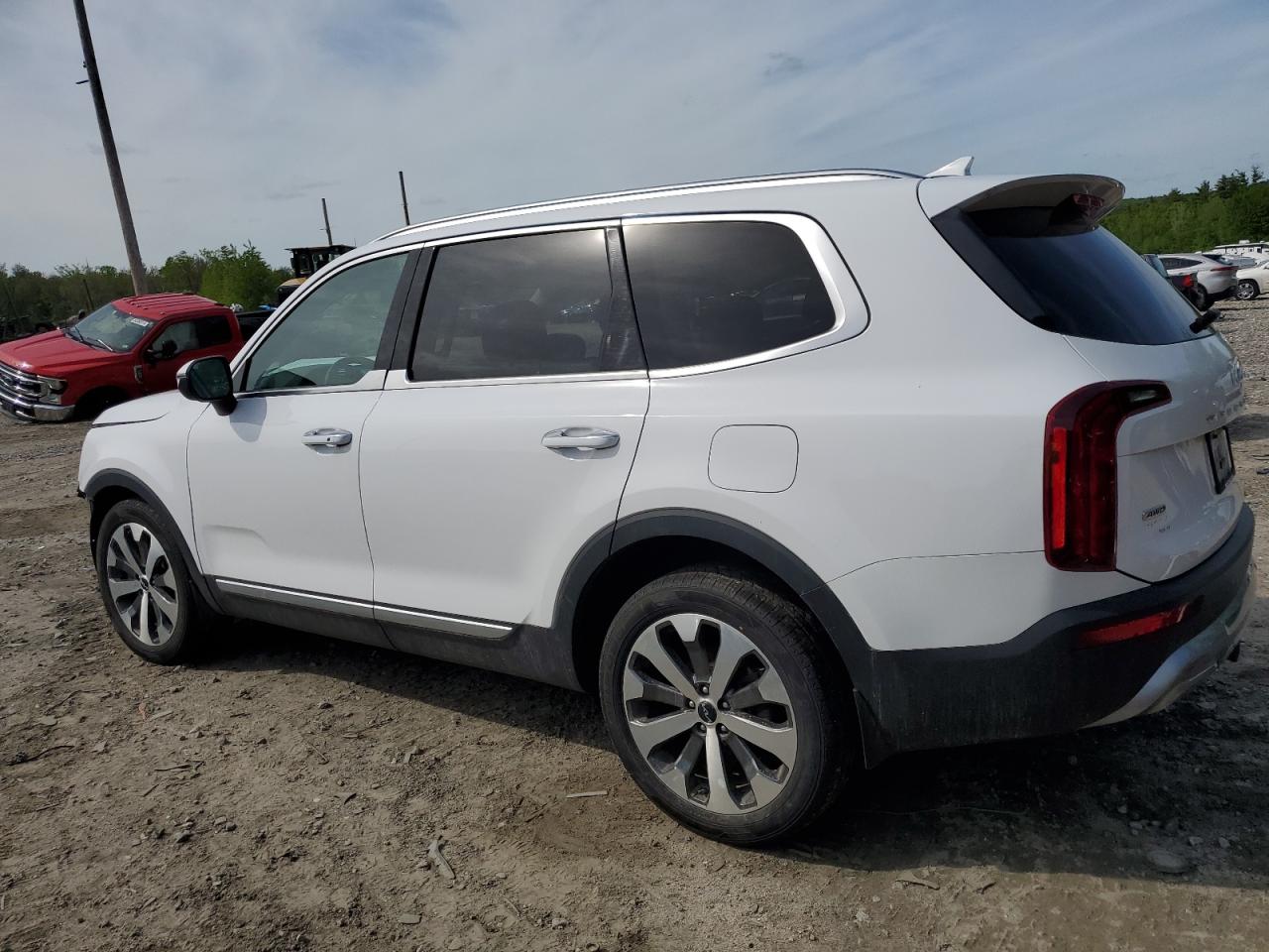 2022 KIA TELLURIDE S VIN:5XYP6DHC9NG205627