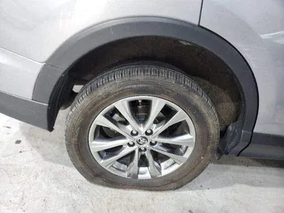 2018 Toyota RAV4 JTMDJREV6JD258864 VIN:JTMDJREV6JD258864