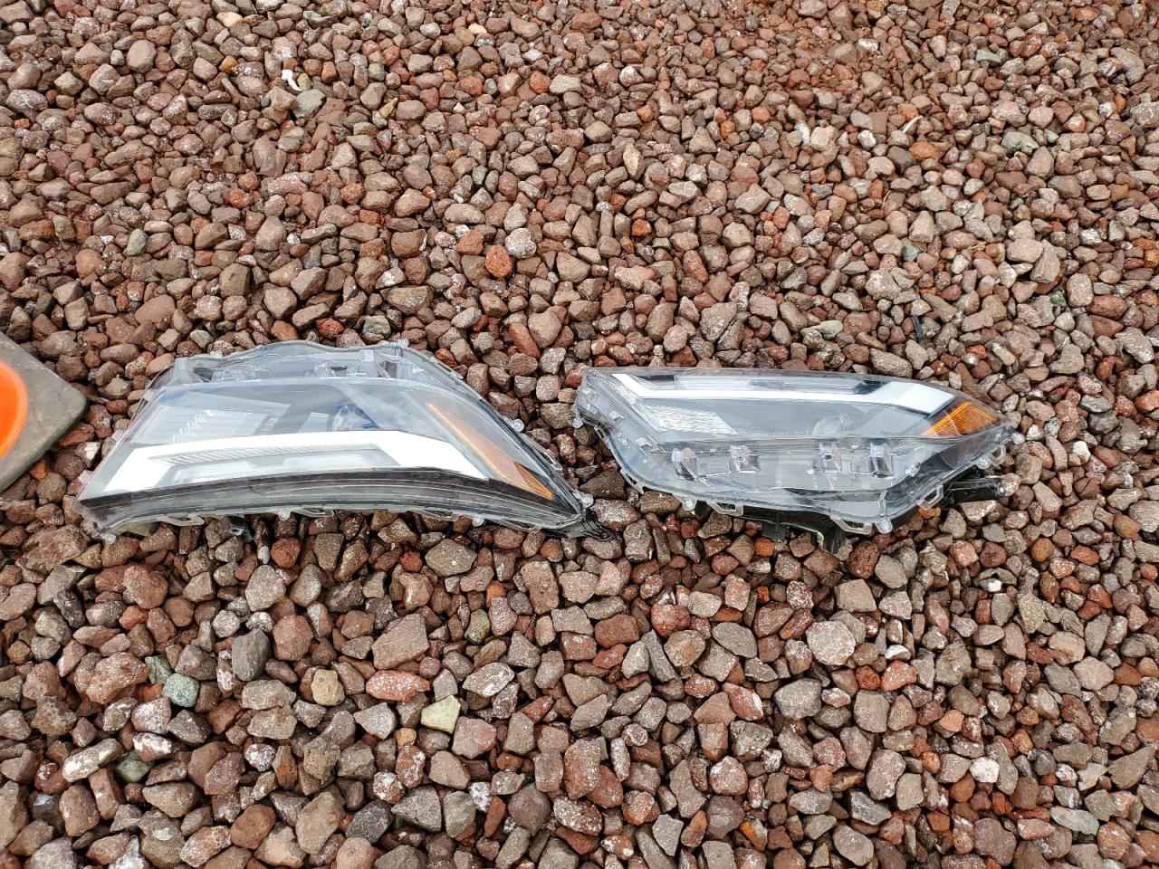 2022 TOYOTA RAV4 XLE VIN:2T3W1RFV1NC194430