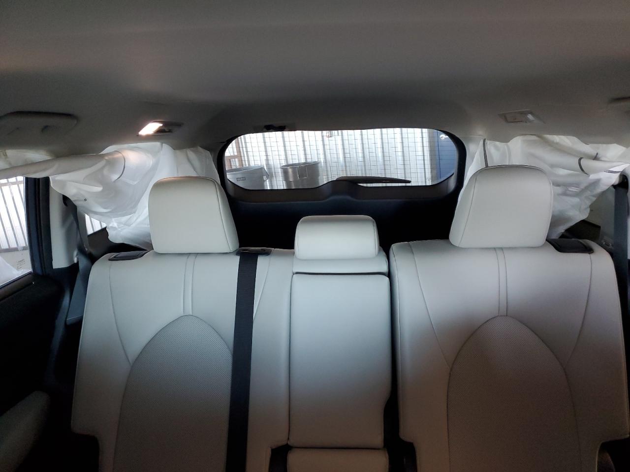 2024 TOYOTA GRAND HIGHLANDER XLE VIN:5TDACAB52RS025518