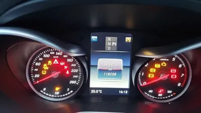 2015 Mercedes-Benz C 200 VIN: