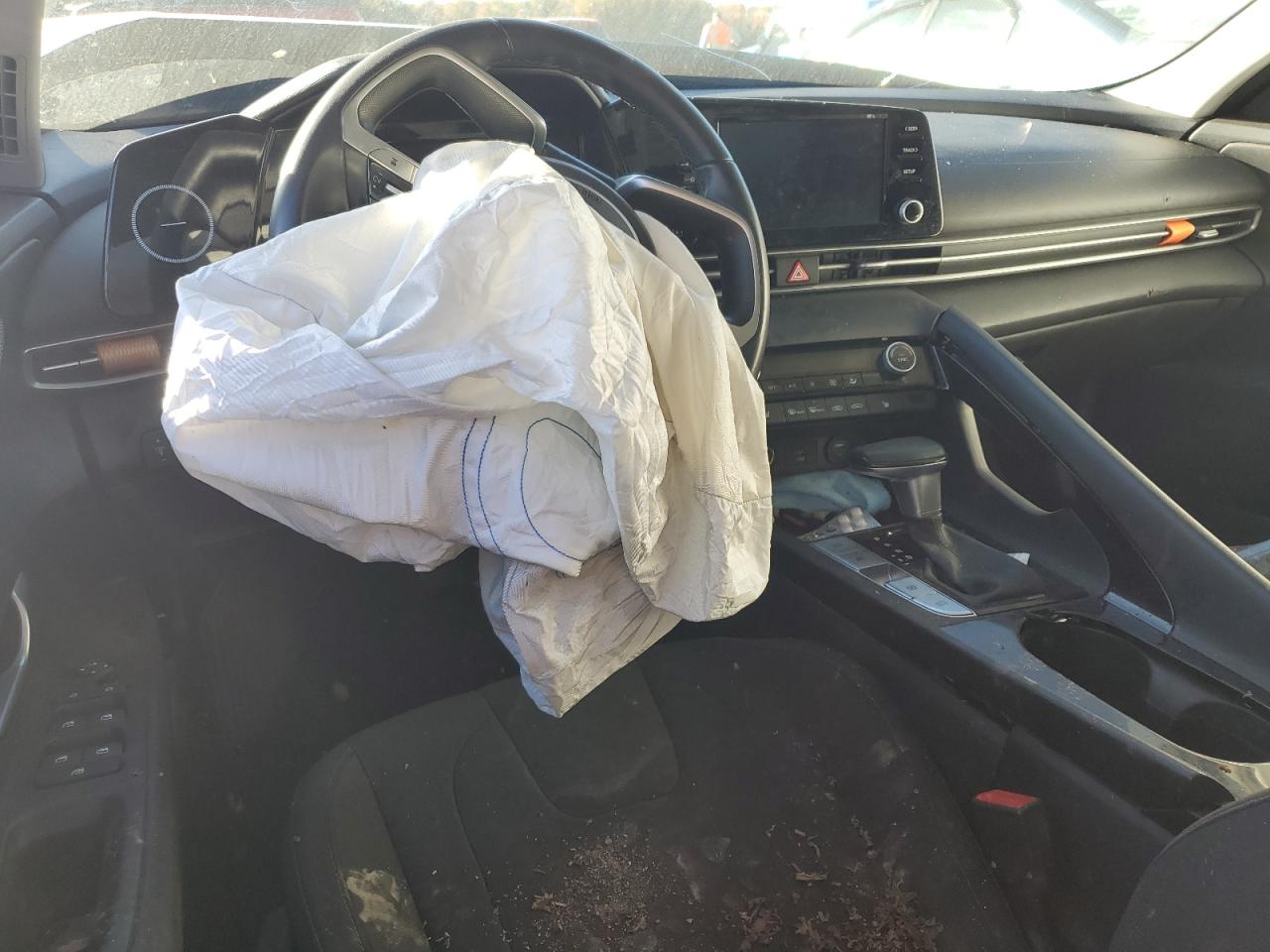 2022 HYUNDAI ELANTRA SEL VIN:5NPLS4AG3NH055854