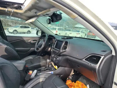 2019 Jeep Cherokee 1C4PJMCB9KD443095 VIN:1C4PJMCB9KD443095