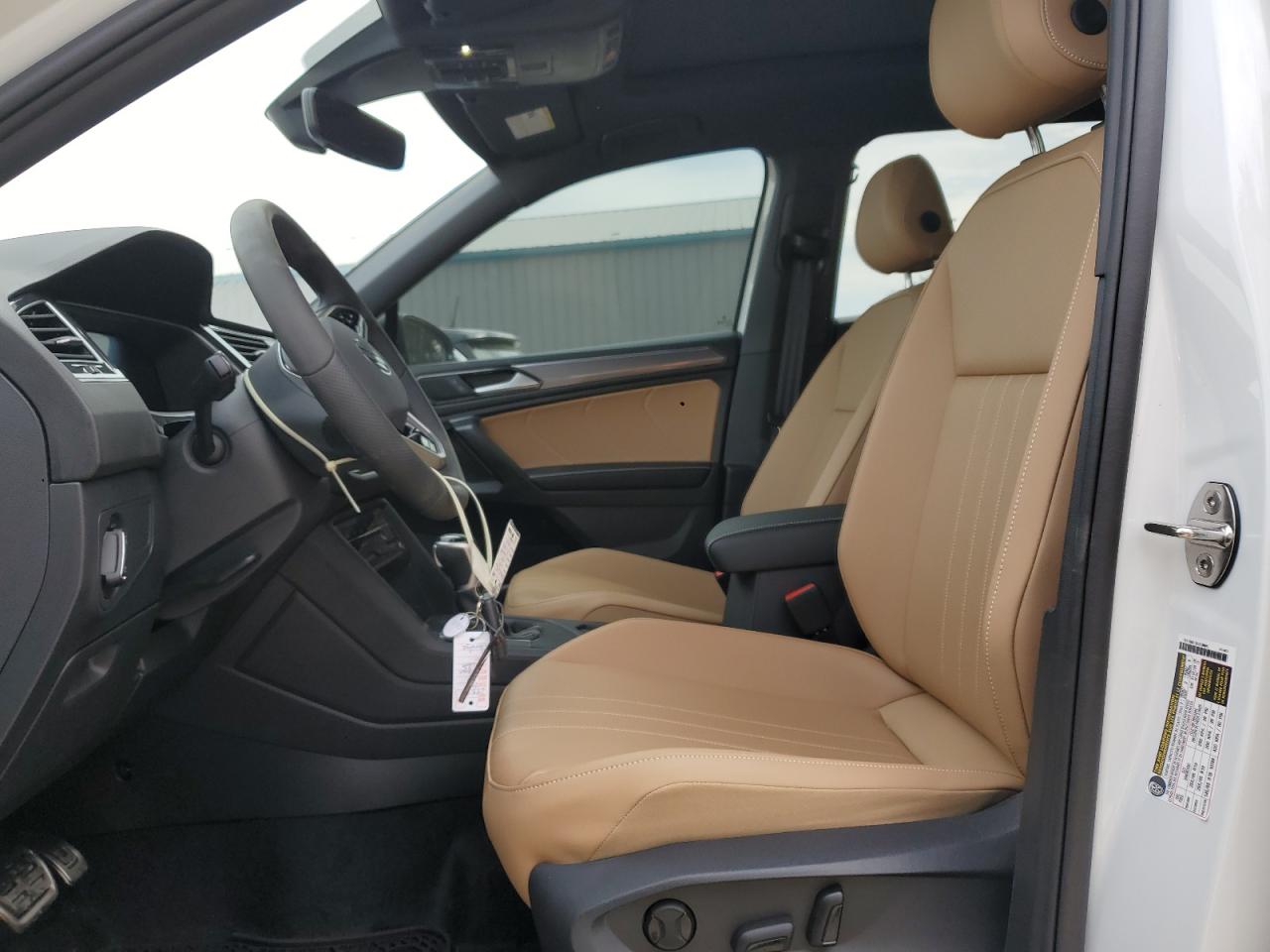 2024 VOLKSWAGEN TIGUAN SE R-LINE BLACK VIN:3VVCB7AX5RM155165
