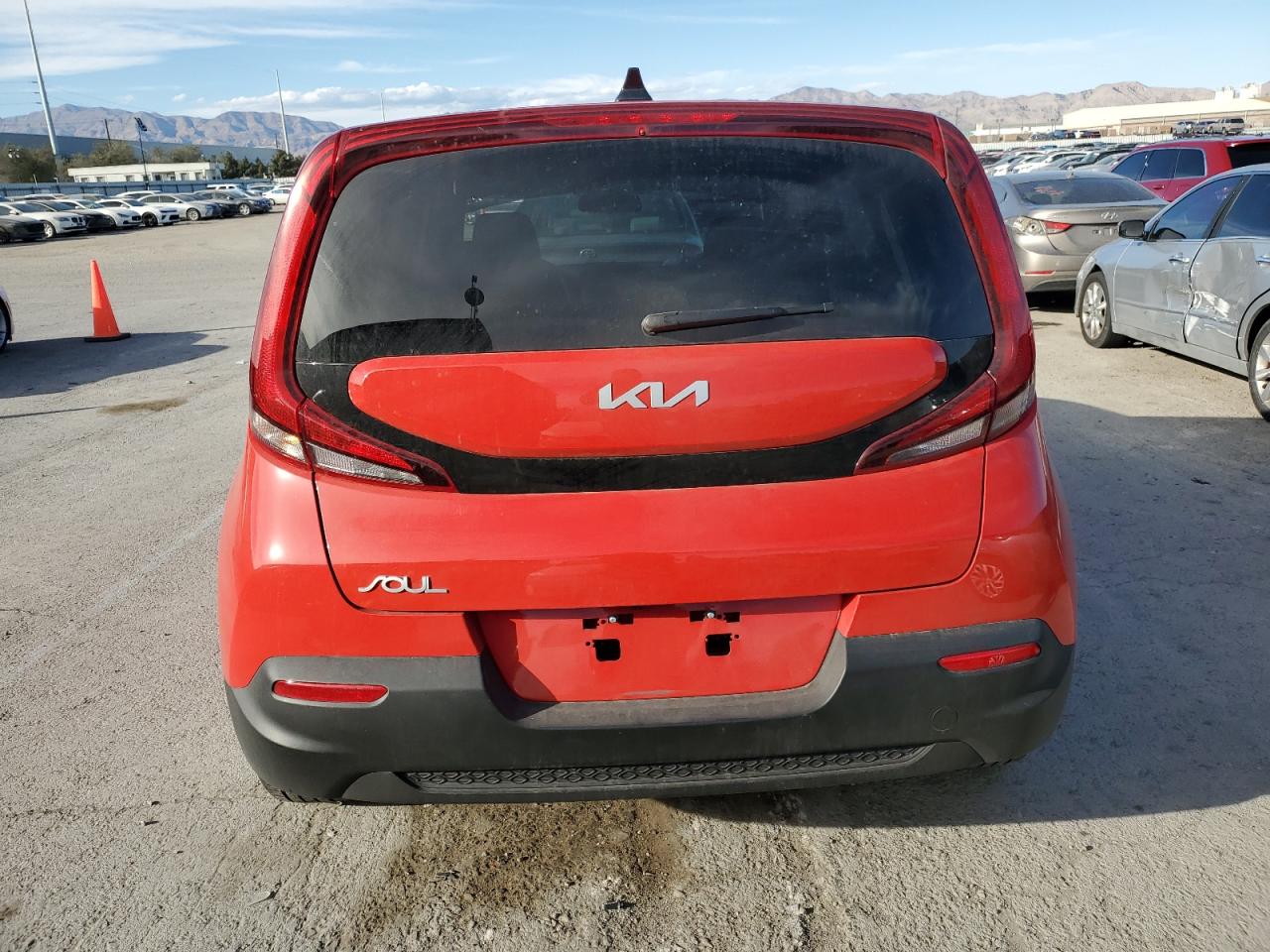 2022 KIA SOUL LX VIN:KNDJ23AU2N7174555
