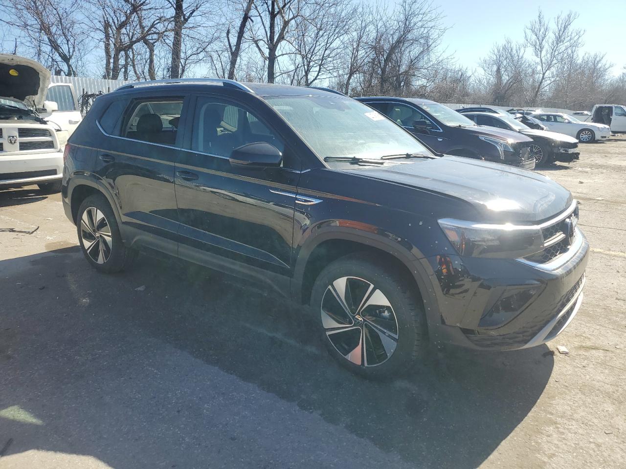 2024 VOLKSWAGEN TAOS SE VIN:3VVUX7B26RM087497