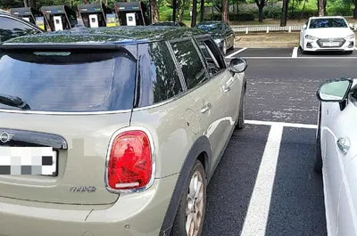 2019 MINI Cooper VIN: