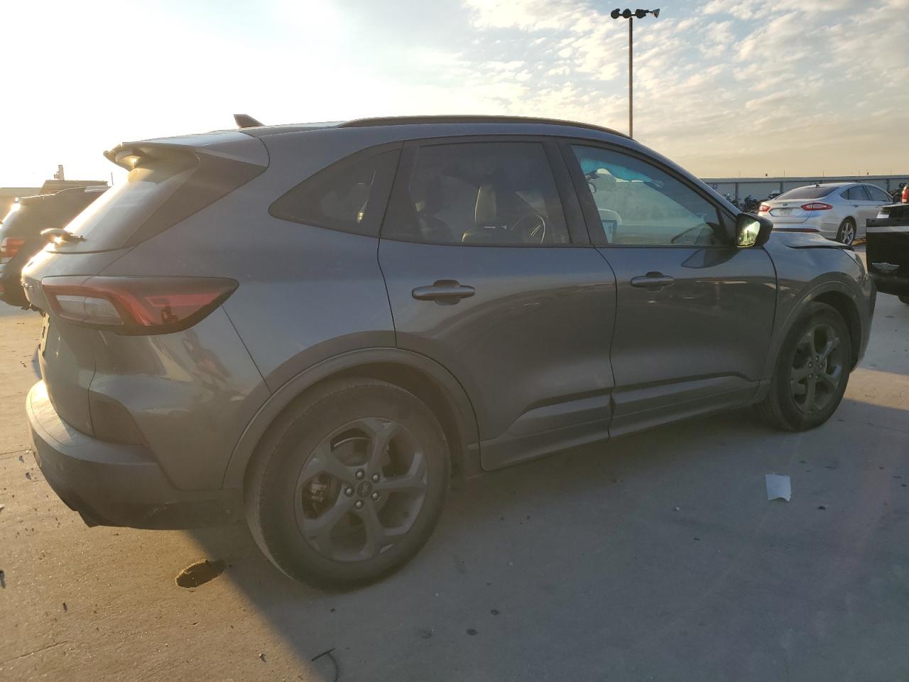 2023 FORD ESCAPE ST LINE VIN:1FMCU0MN6PUA74321