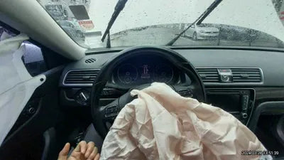 2015 Volkswagen Passat 1VWZZZA3ZFC021856 VIN:1VWZZZA3ZFC021856