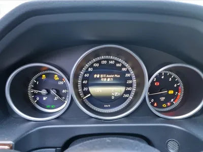 2015 Mercedes-Benz E 300 VIN: