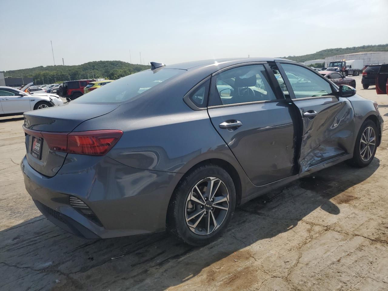 2023 KIA FORTE LX VIN:3KPF24AD4PE622468