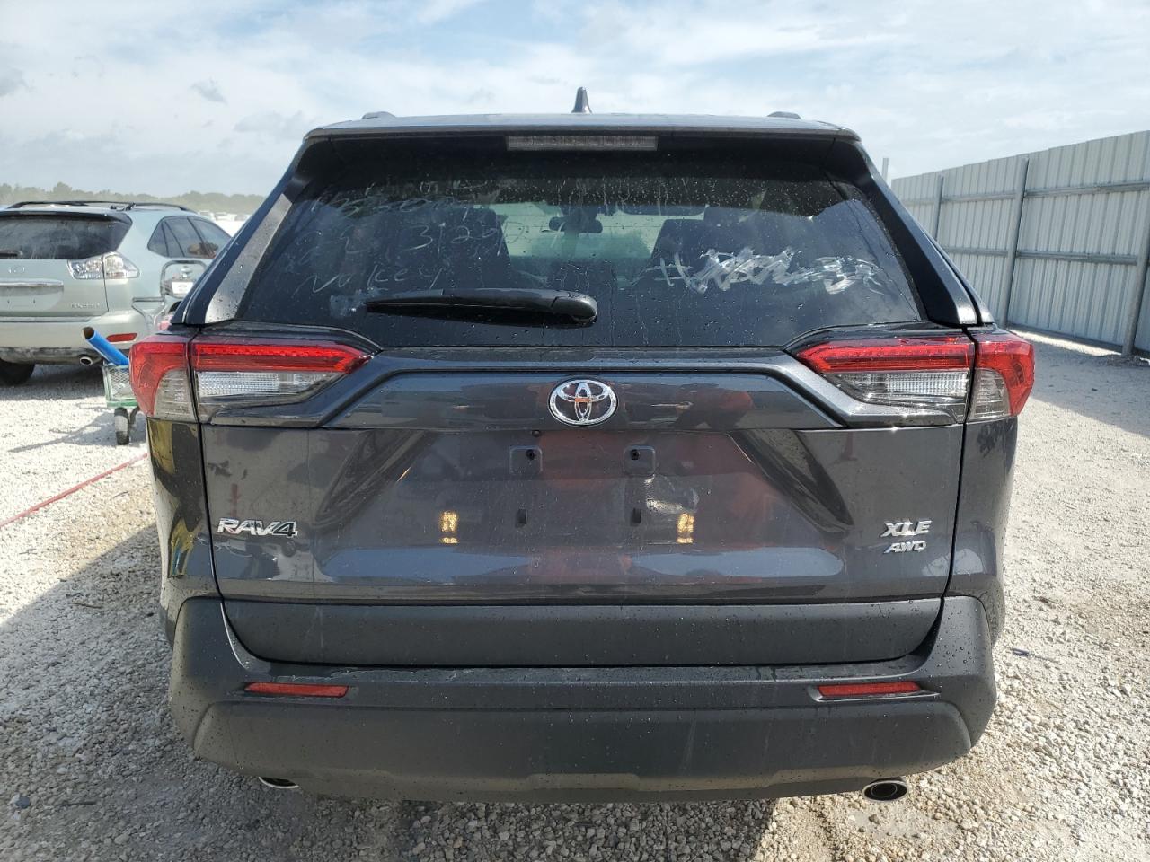 2024 TOYOTA RAV4 XLE VIN:2T3P1RFVXRW413314