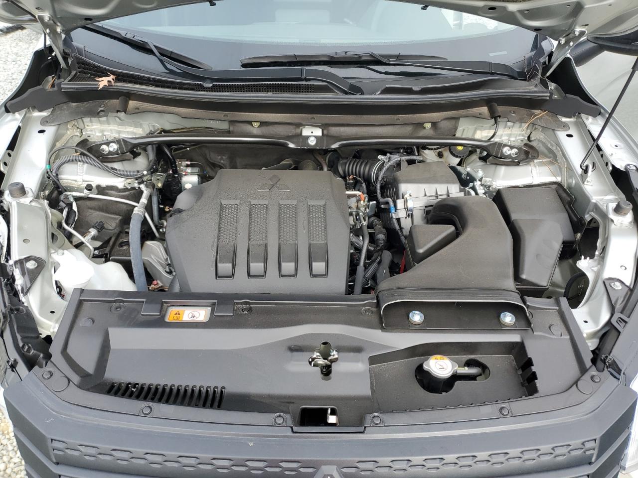 2024 MITSUBISHI ECLIPSE CROSS LE VIN:JA4ATVAA9RZ064038