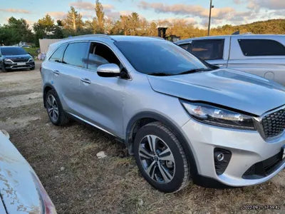 2018 Kia Sorento KNAPS81BDJA414093 VIN:KNAPS81BDJA414093