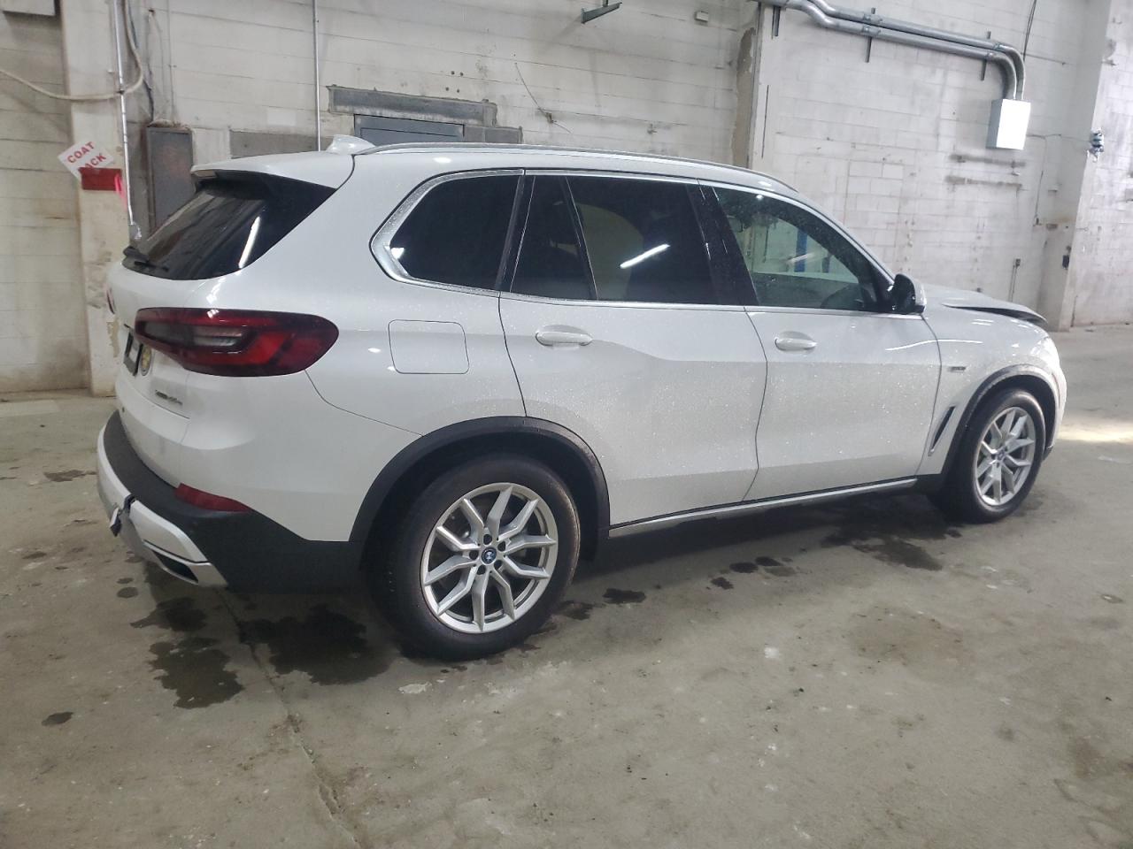 2022 BMW X5 XDRIVE45E VIN:5UXTA6C02N9L87936
